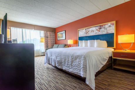 Exton Hotel & Conference Center - Guest Room