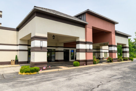 Exton Hotel & Conference Center - Exterior