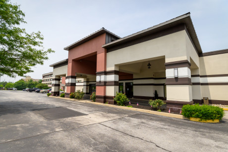 Exton Hotel & Conference Center - Exterior