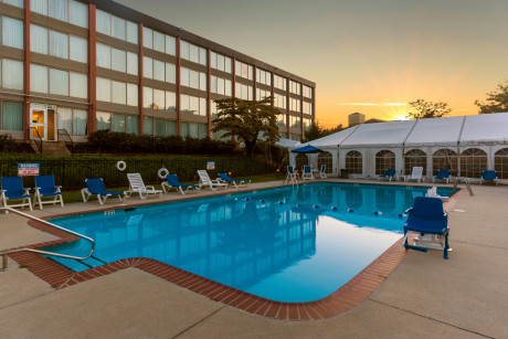 Exton Hotel & Conference Center - Pool